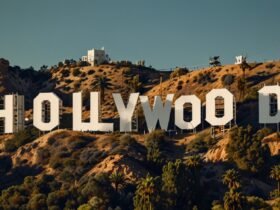 hollywood sign